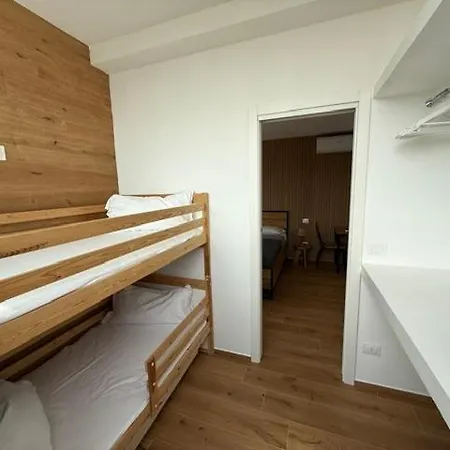 Apartament Stazioni 2